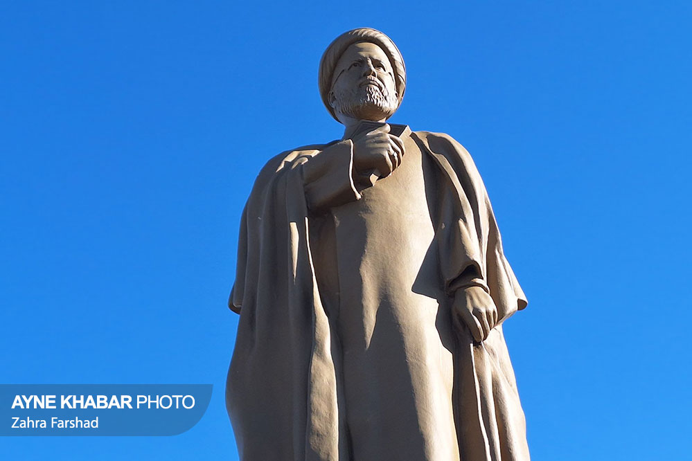 گزارش تصویری از رونمایی از تندیس شهید رئیسی در اردبیل