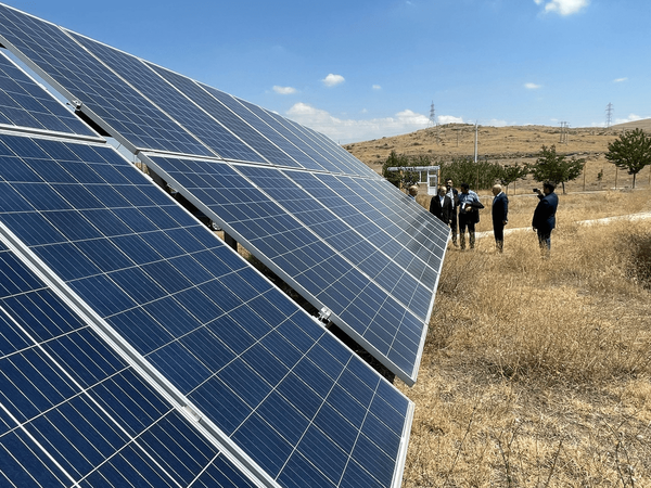 ۱۵۶ مگاوات نیروگاه خورشیدی در اردبیل در حال احداث است