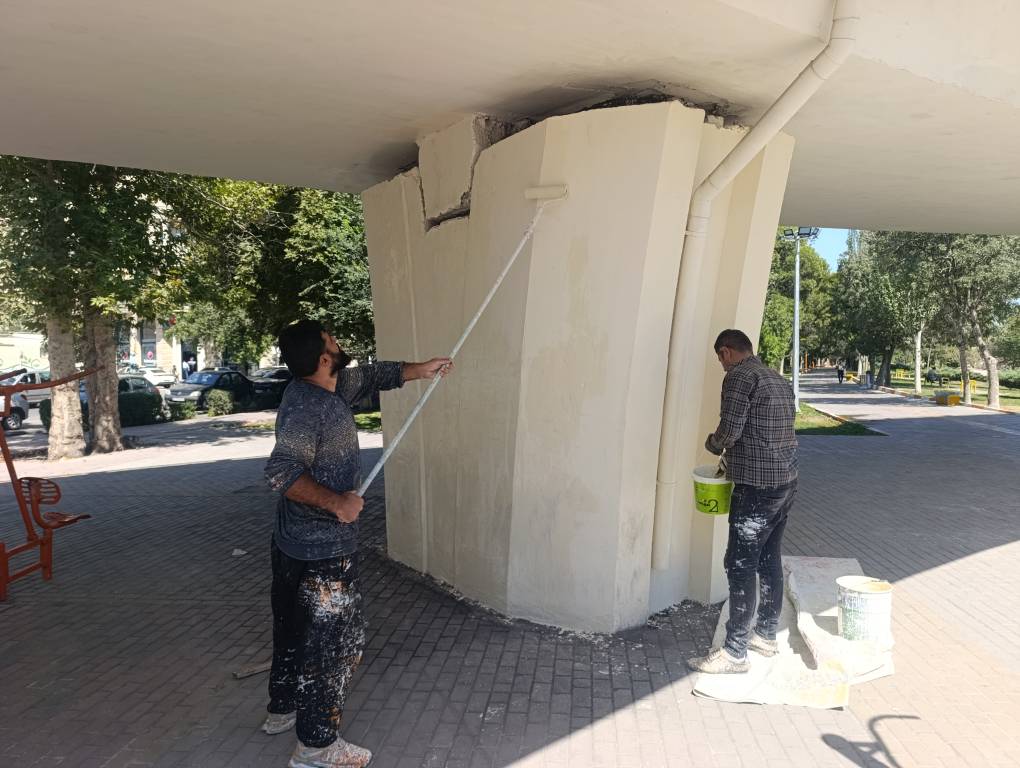 تشریح اقدامات سازمان سیما، منظر و فضای سبز شهرداری اردبیل/ از کاشت گل‌های نسترن تا ساماندهی روشنایی میدان بسیج